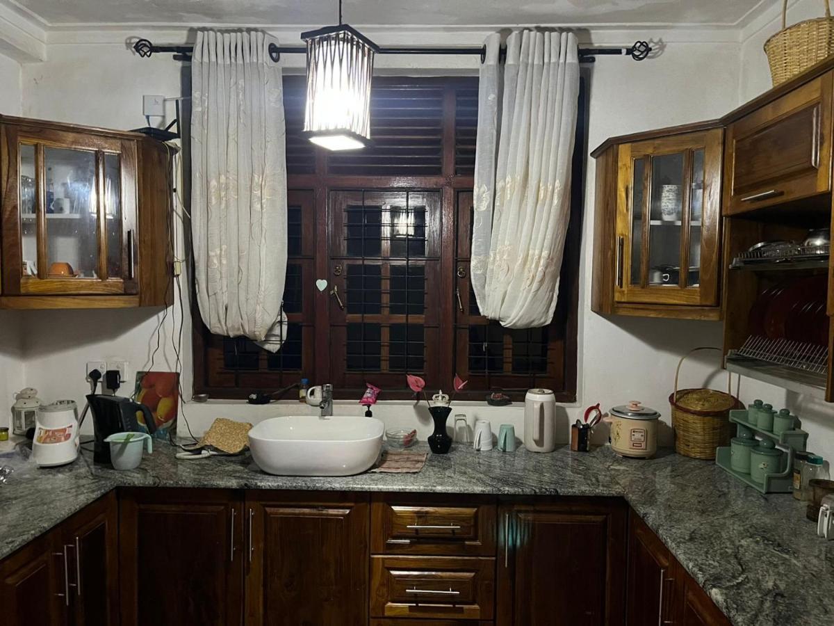 Rustic Mahaweli Apartment Kandy Luaran gambar