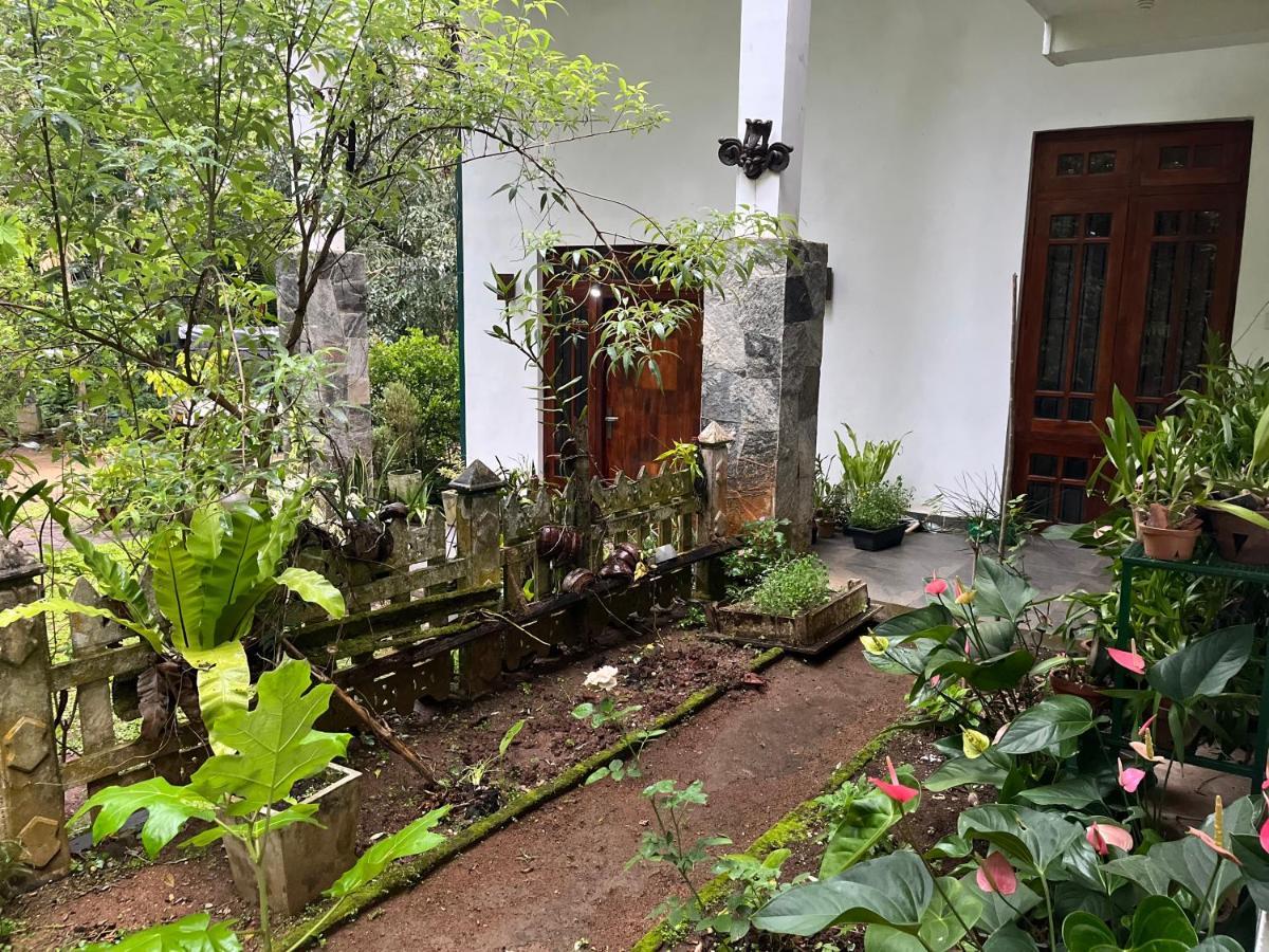 Rustic Mahaweli Apartment Kandy Luaran gambar